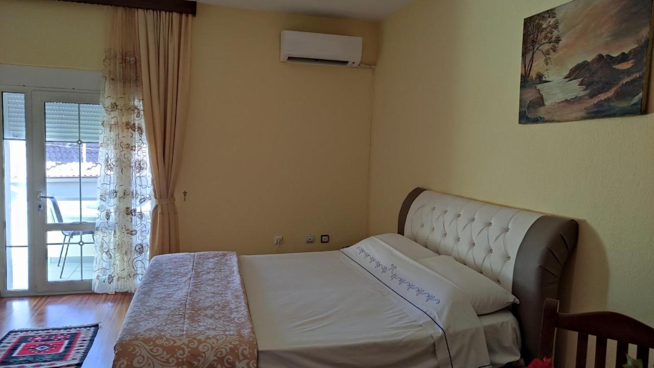 Guest House Katerina Korce Buitenkant foto
