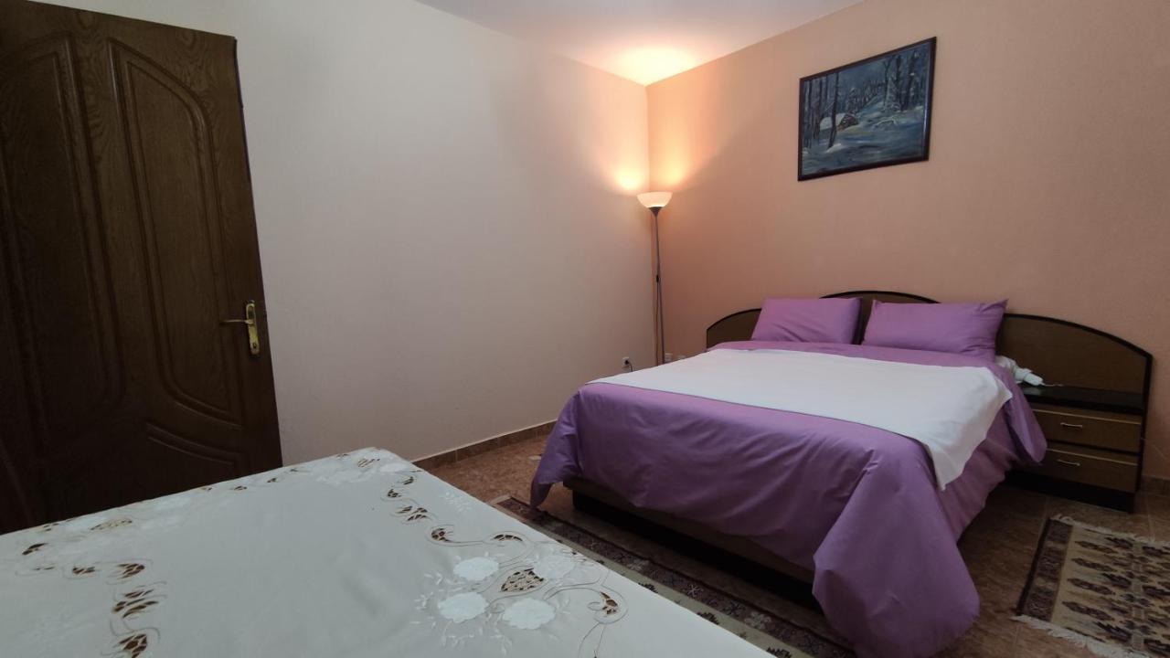 Guest House Katerina Korce Kamer foto